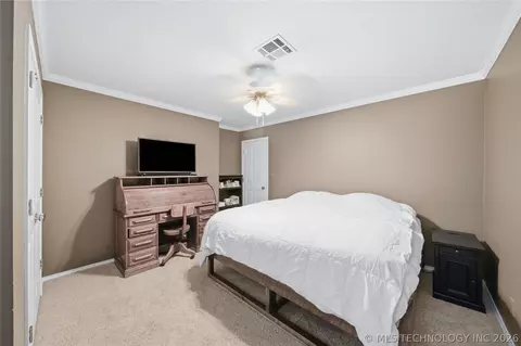 Bedroom - 5541 E 77th St, Tulsa, OK 74136 photo 6 of 7