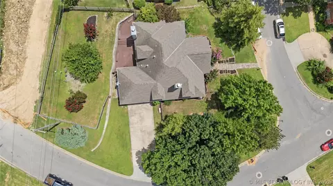 View/Area - 5541 E 77th St, Tulsa, OK 74136 photo 6 of 6