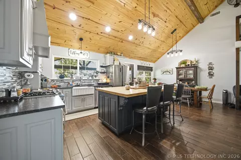 Kitchen - 632 Blocker Rd, Crowder, OK 74430 photo 1 of 4