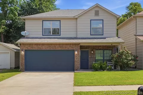 308 E 4th St, Claremore, OK 74017