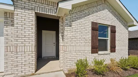Exterior - 2022 E Toledo St, Broken Arrow, OK 74012 photo 3 of 5
