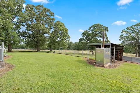 Exterior - 448010 E 60th Rd, Welch, OK 74369 photo 4 of 7