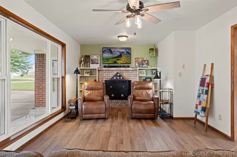 Living - 448010 E 60th Rd, Welch, OK 74369 photo 2 of 2