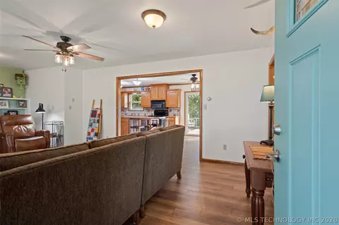 Entry Way - 448010 E 60th Rd, Welch, OK 74369 photo 1 of 1
