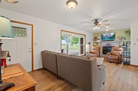 Living - 448010 E 60th Rd, Welch, OK 74369 photo 1 of 2