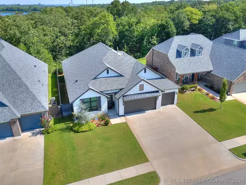617 E 125th Pl S, Jenks, OK 74037
