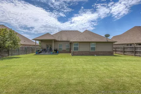 Exterior - 17415 E 45th St, Tulsa, OK 74134 photo 9 of 10