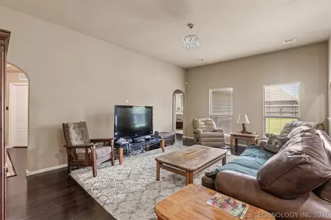 Living - 17415 E 45th St, Tulsa, OK 74134 photo 1 of 4