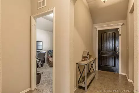 Entry Way - 17415 E 45th St, Tulsa, OK 74134 photo 1 of 2