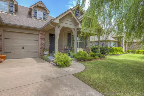 Exterior - 17415 E 45th St, Tulsa, OK 74134 photo 6 of 11