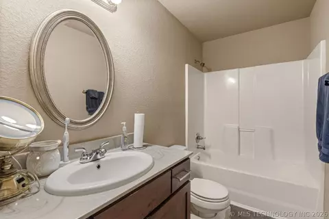 Bath - 17415 E 45th St, Tulsa, OK 74134 photo 1 of 5