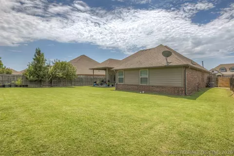 Exterior - 17415 E 45th St, Tulsa, OK 74134 photo 9 of 11