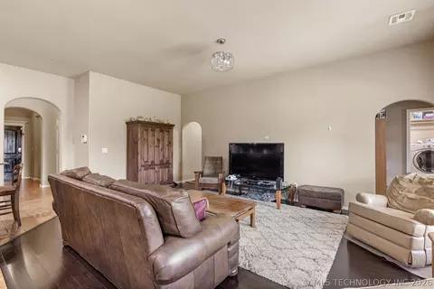 Living - 17415 E 45th St, Tulsa, OK 74134 photo 2 of 4