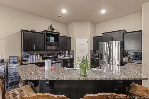 Kitchen - 17415 E 45th St, Tulsa, OK 74134 photo 4 of 4