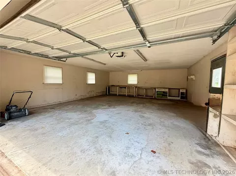 203 N E St, Yale, OK 74085 photo 45