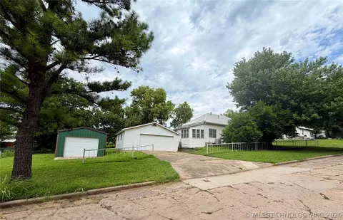 203 N E St, Yale, OK 74085 photo 55