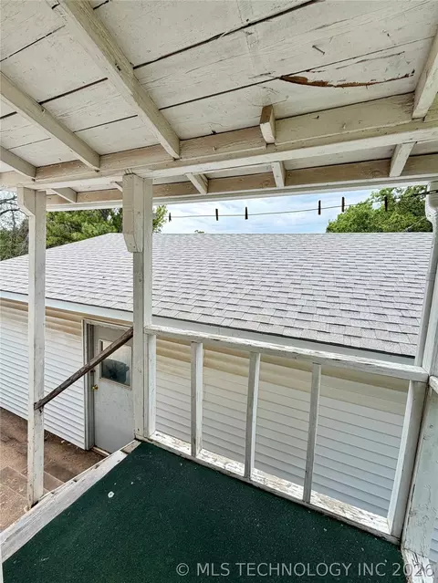 203 N E St, Yale, OK 74085 photo 41