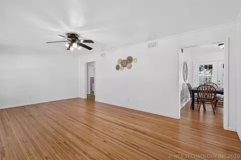 Living - 4556 E 28th St, Tulsa, OK 74114 photo 4 of 5