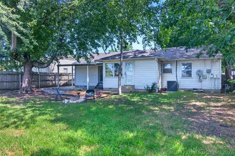 Exterior - 4556 E 28th St, Tulsa, OK 74114 photo 10 of 16