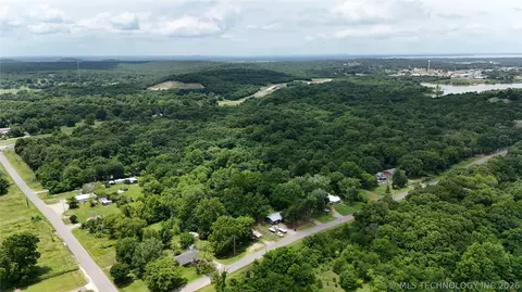 330 E 1210 Rd, Eufaula, OK 74432 photo 9