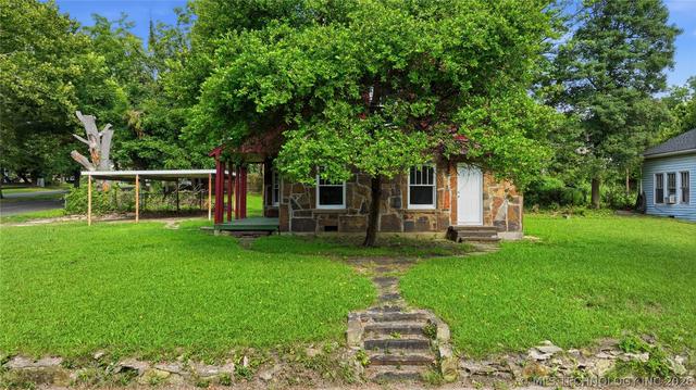 227 S 11th St, Muskogee, OK 74401