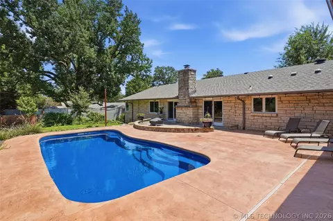 Exterior - 2853 E 35th Pl, Tulsa, OK 74105 photo 12 of 16