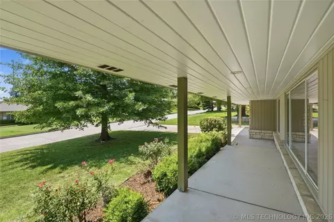 Exterior - 2853 E 35th Pl, Tulsa, OK 74105 photo 7 of 16