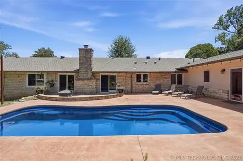 Exterior - 2853 E 35th Pl, Tulsa, OK 74105 photo 9 of 16