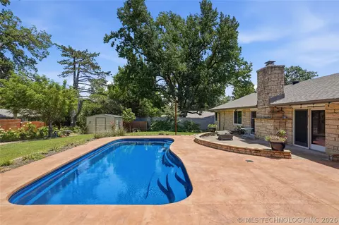 Exterior - 2853 E 35th Pl, Tulsa, OK 74105 photo 14 of 16