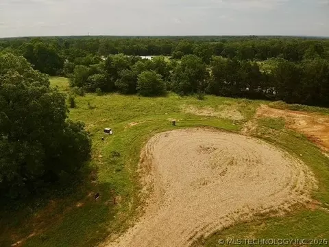 37 Red Bird Ln, Colbert, OK 74733 photo 3