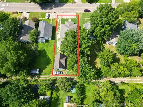 View/Area - 817 E 15th, Ada, OK 74820 photo 2 of 2