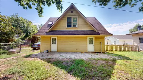 Exterior - 817 E 15th, Ada, OK 74820 photo 9 of 9