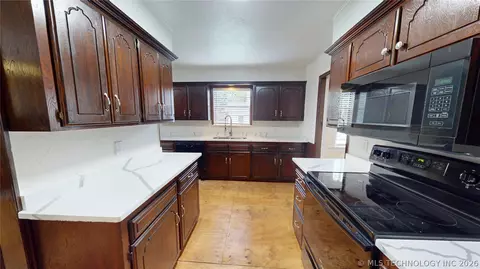 Kitchen - 817 E 15th, Ada, OK 74820 photo 1 of 3