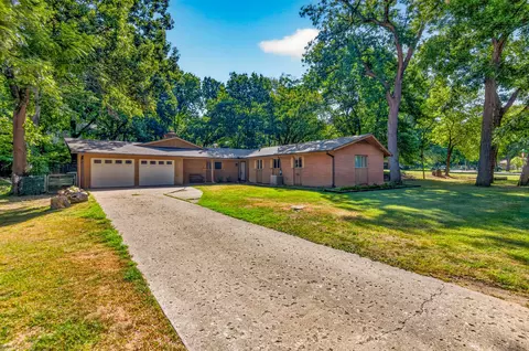 1312 Brookside Pkwy, Bartlesville, OK 74006