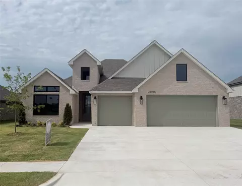 23065 E 107th St S, Broken Arrow, OK 74014