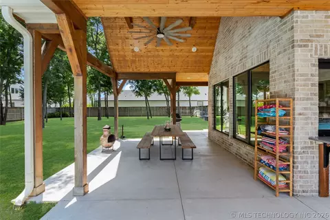 Exterior - 6744 E 123rd St S, Bixby, OK 74008 photo 7 of 13