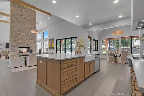Kitchen - 6744 E 123rd St S, Bixby, OK 74008 photo 9 of 10