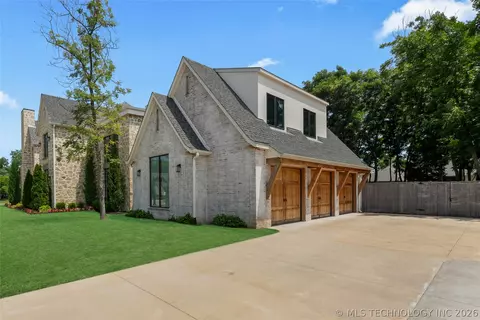 Exterior - 6744 E 123rd St S, Bixby, OK 74008 photo 3 of 13