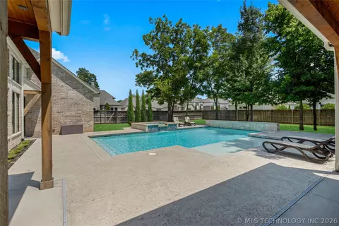 Exterior - 6744 E 123rd St S, Bixby, OK 74008 photo 10 of 13