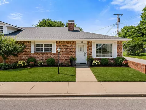 107 W 12th Street 107, Bartlesville, OK 74003