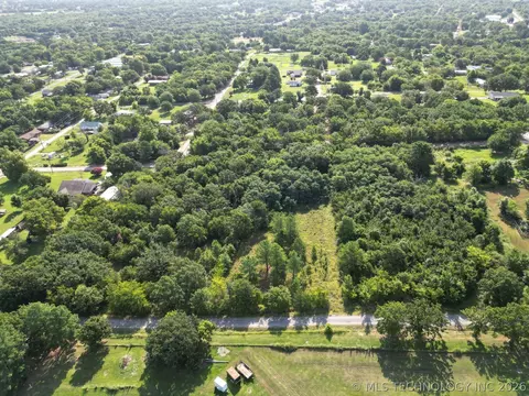Walcott Avenue, Haileyville, OK 74546