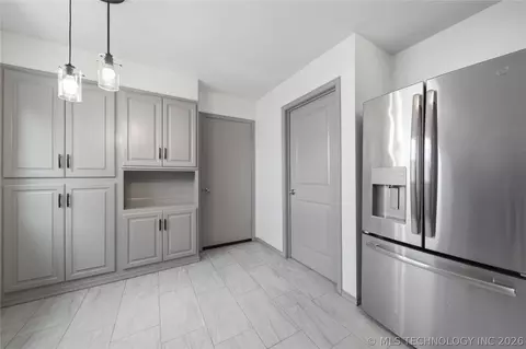 8520 E 34th St, Tulsa, OK 74135 photo 8
