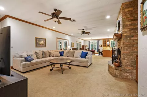 7564 Maize Cir, Kingston, OK 73439