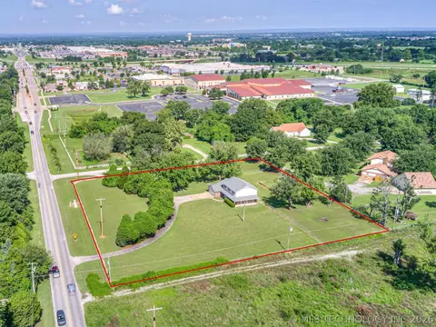 View/Area - 13601 E 96th St N, Owasso, OK 74055 photo 11 of 14