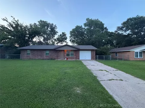 501 W Creek Dr, Okmulgee, OK 74447