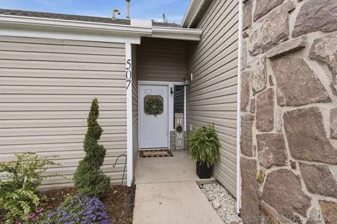 507 Appleridge, Pryor, OK 74361 photo 3