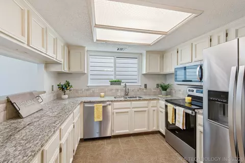507 Appleridge, Pryor, OK 74361 photo 8