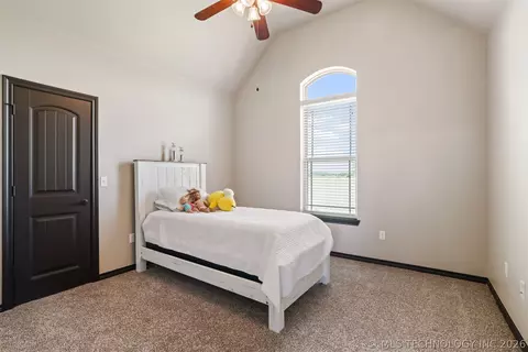 Bedroom - 3488 Bryan Rd, Durant, OK 74701 photo 5 of 6