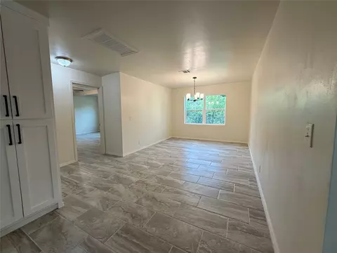 Dining - 1146 E 50th Place North N, Tulsa, OK 74126 photo 1 of 1