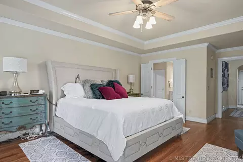 Bedroom - 7813 E 99th Pl, Tulsa, OK 74133 photo 2 of 5